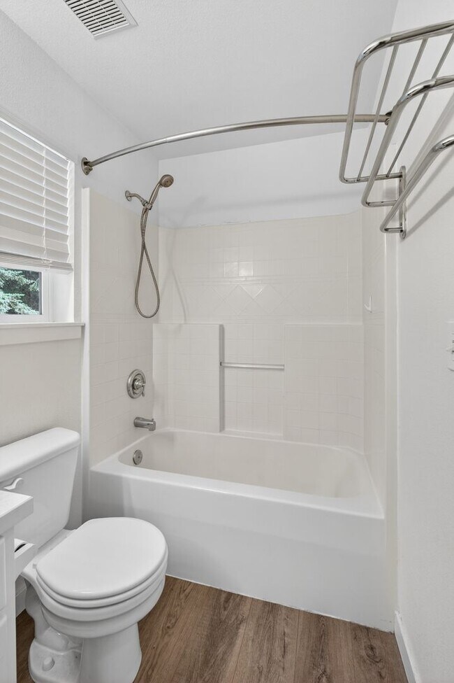Building Photo - A Private Sanctuary with Perfect Proximity