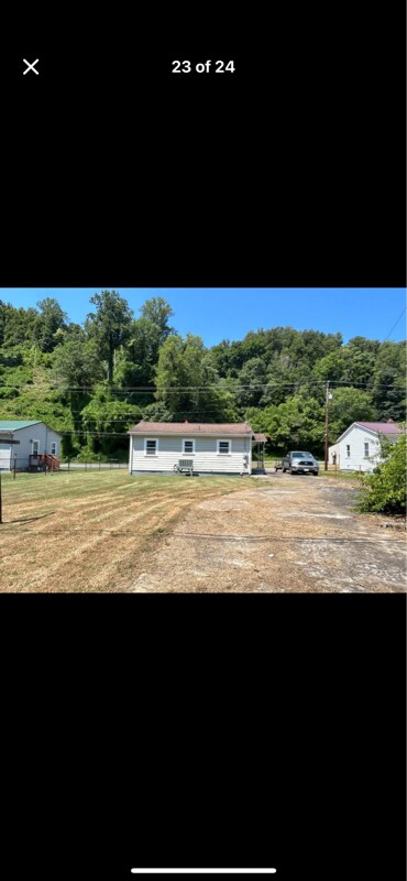 Building Photo - 3110 Riverside Dr