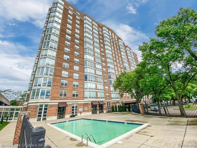 Building Photo - 250 E Harbortown Dr