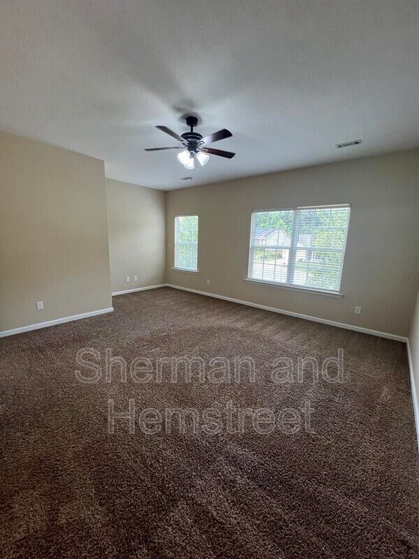 Building Photo - 5013 Sunderlund Ct