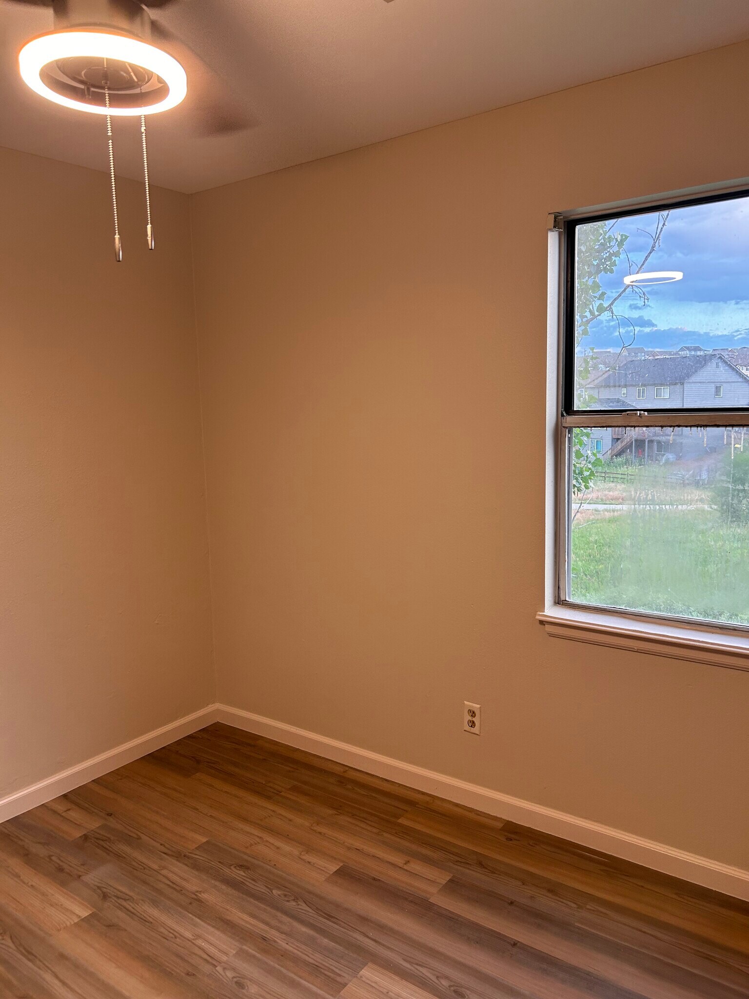 Building Photo - 1195 S Gilbert St