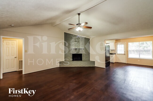 Building Photo - 17538 Bonnie Sean Dr