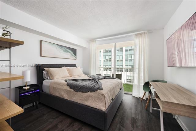 Building Photo - 1200 Brickell Bay Dr