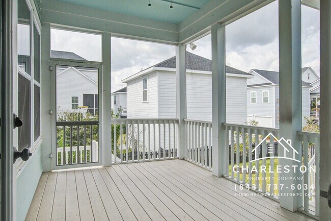 Building Photo - 1636 Juliana St