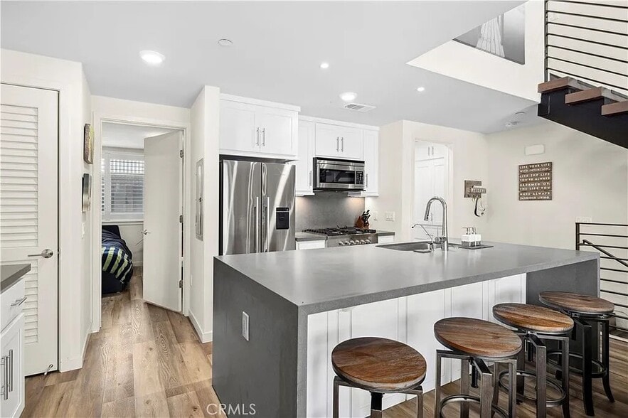 Building Photo - 2745 Laguna Canyon Rd