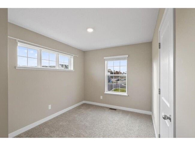 Building Photo - 6612 Hinterland Trl S