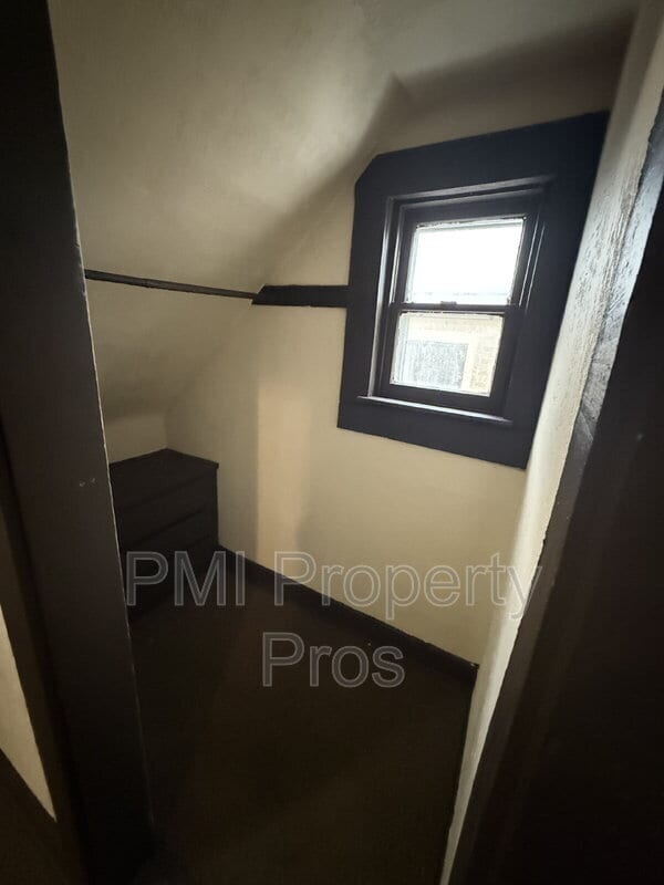 Building Photo - 2320 N 44th St