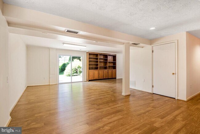 Building Photo - 7701 Zulima Ct