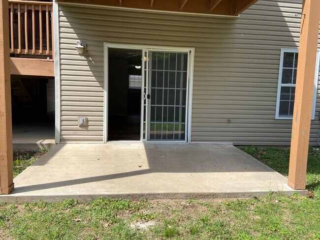 Building Photo - Condominium in Academy Commons