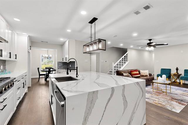 Building Photo - 10132 Medlock Dr