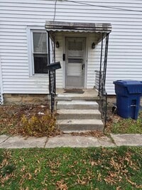 Building Photo - 62 S Gamble St