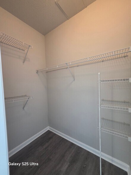 Building Photo - 13309 Glen Echo Cir