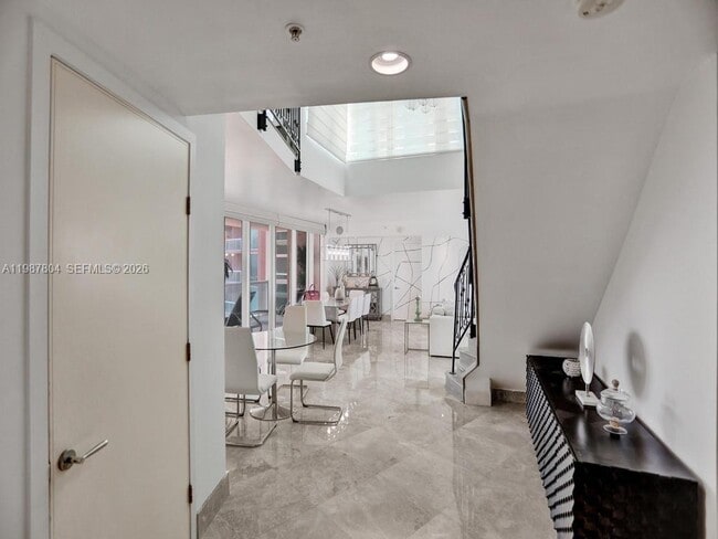 Building Photo - 3370 Hidden Bay Dr