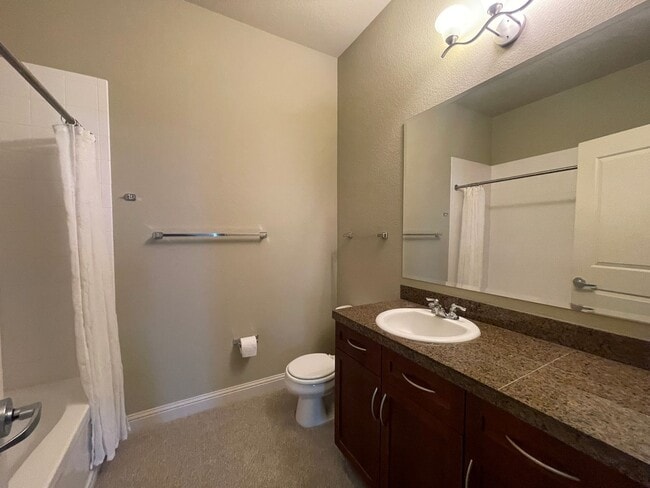 Building Photo - Stylish & Spacious 2-Bedroom Loft-Style Re...