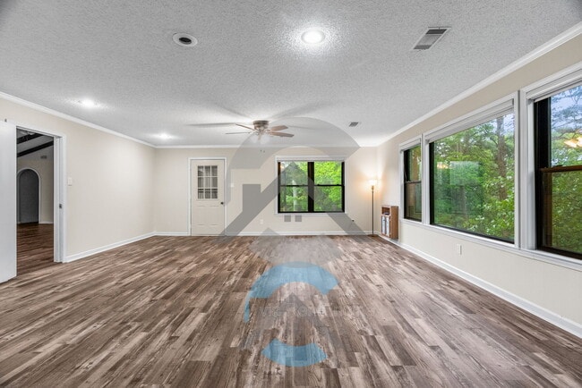 Building Photo - 12533 Rivercrest Dr