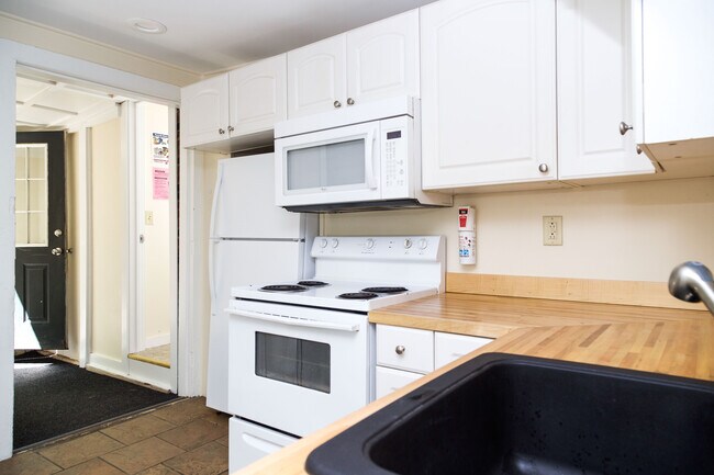 Unit C - 55 Loomis St