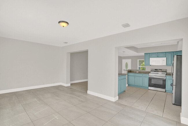 Building Photo - 8392 Pinto Dr