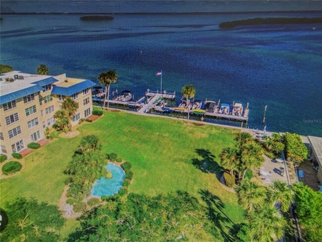 Building Photo - 3802 Gulf of Mexico Dr