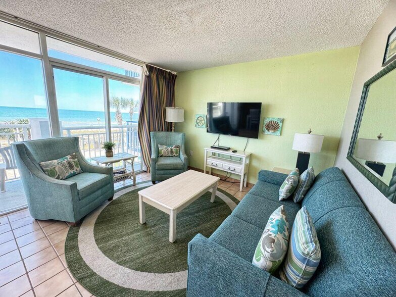 Primary Photo - 1700 N Ocean Blvd