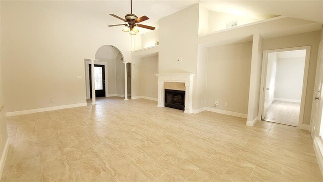 Building Photo - 5227 Clarkston Ln