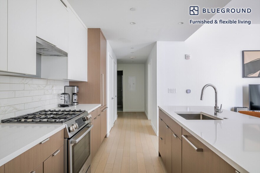 Building Photo - 390 Harrison Ave