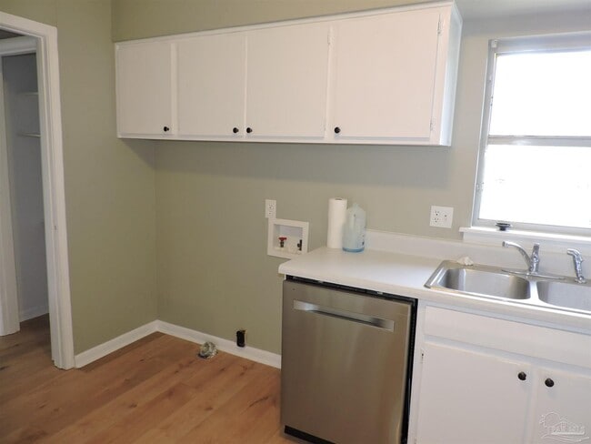 Building Photo - 3641 Cherry Laurel Dr