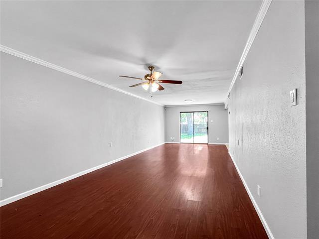 Building Photo - 739 Loganwood Ave