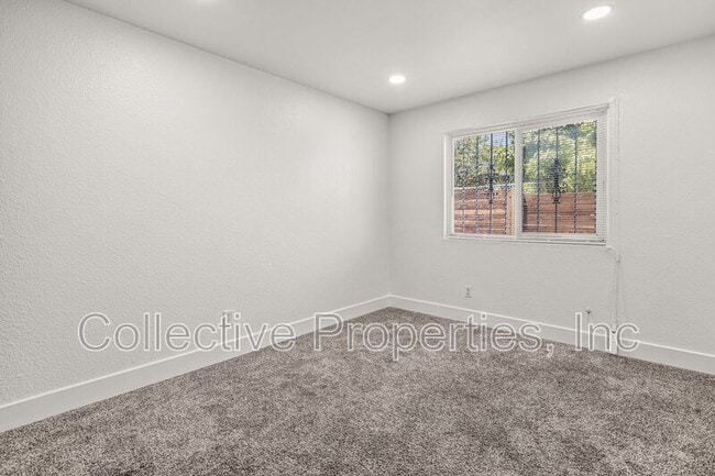 Building Photo - 3965 Logan Ave