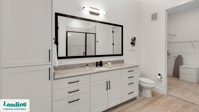 Building Photo - 650 E Sycamore St