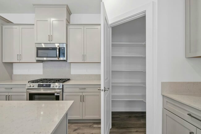 Building Photo - 8164 W Grey Alder Dr