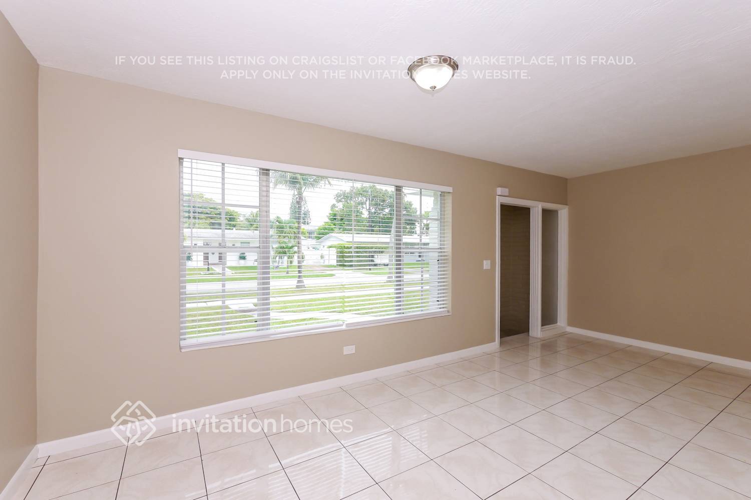 Building Photo - 1748 NE 158th St