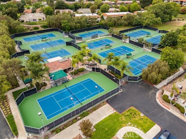 Building Photo - 328 Avenida Carmel