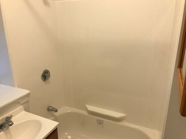 Building Photo - 11 Mt Hood Rd