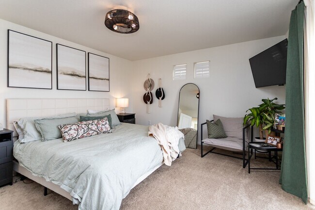 Building Photo - Stylish Three-Level Home in Banning Lewis Ranch!!