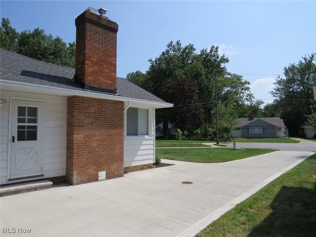 Building Photo - 25316 Conover Dr