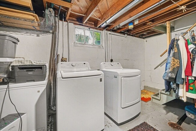 Building Photo - Charming Golden Retreat with a Backyard Oasis, Garden Dreams & Bonus Loft Office!
