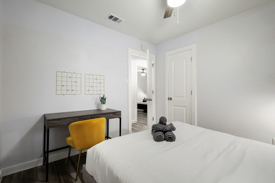 Building Photo - 7609 Noreast Dr