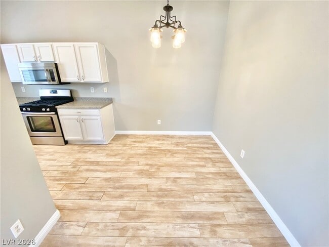 Building Photo - 2153 Jade Creek St