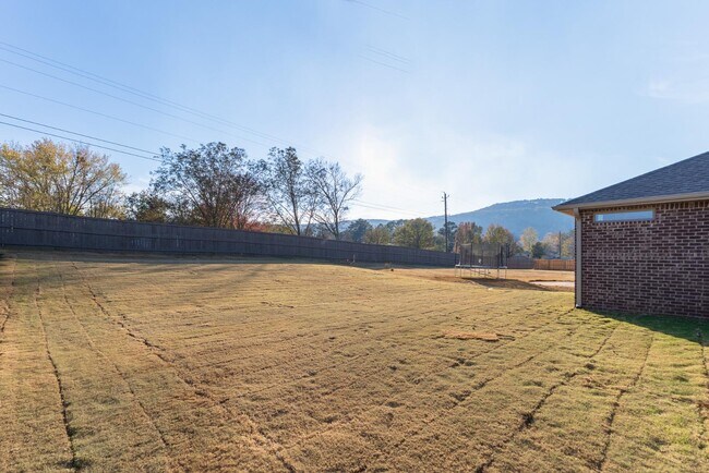 Building Photo - 6027 Margie Collins Dr SE