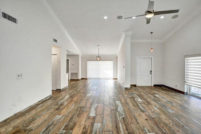 Building Photo - 21760 Contado Rd