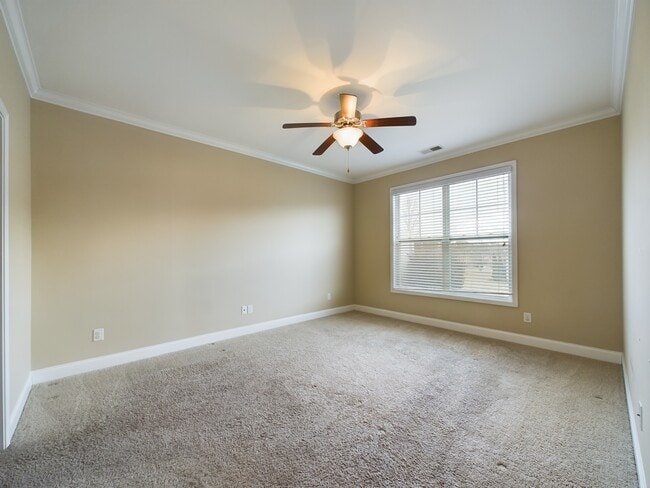 Building Photo - 5055 Gribble Ln