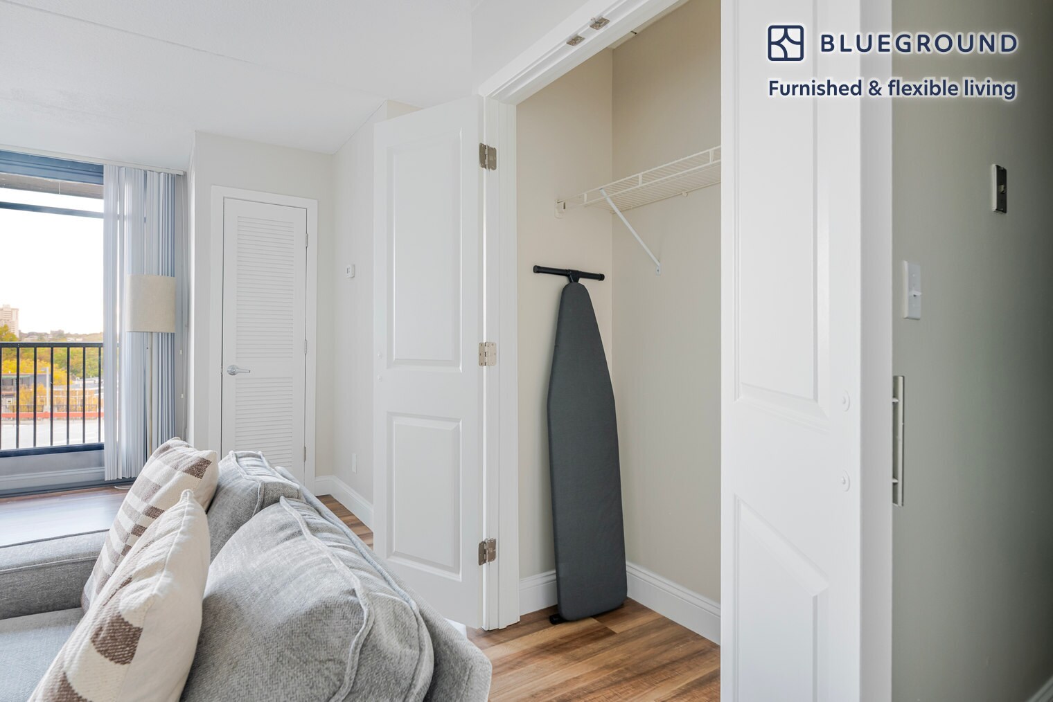 Building Photo - 812 Memorial Dr