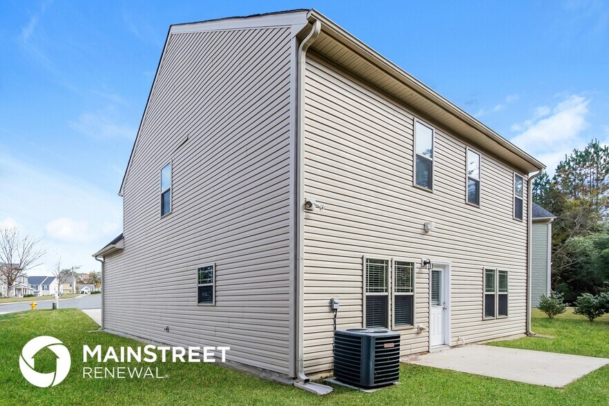 Building Photo - 7100 Coral Seas Way