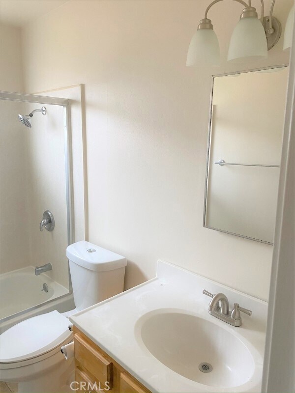 Building Photo - 973 Mission Dr