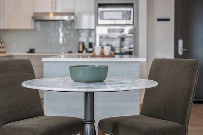 Building Photo - 479 Canal St