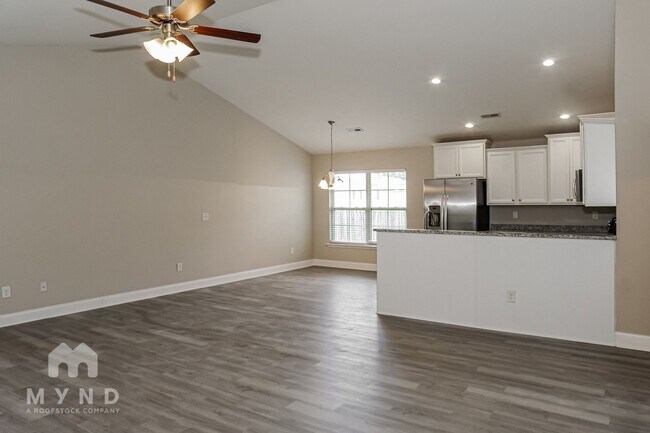 Building Photo - 136 Pitts Griffin Drive