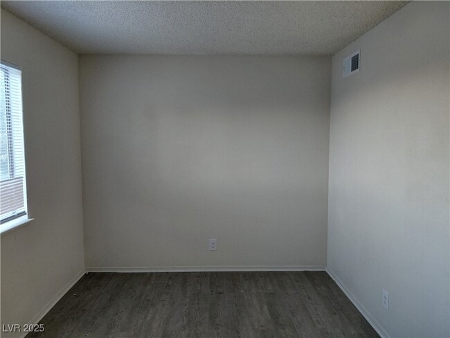 Building Photo - 1336 N Jones Blvd