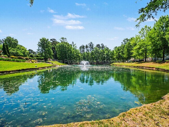 Building Photo - 8742 Whitehawk Hill Rd