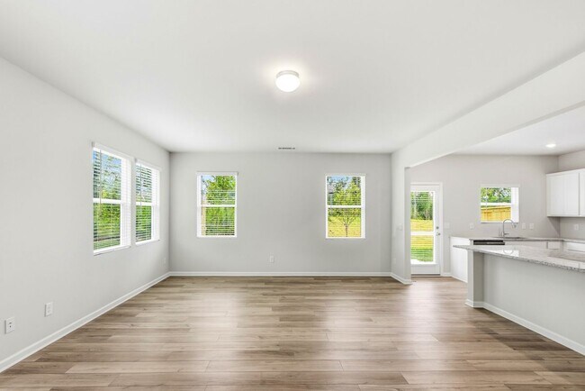 Building Photo - 54 Umber Ln
