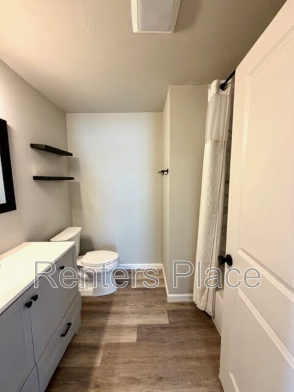 Building Photo - 108 E Mill Ave